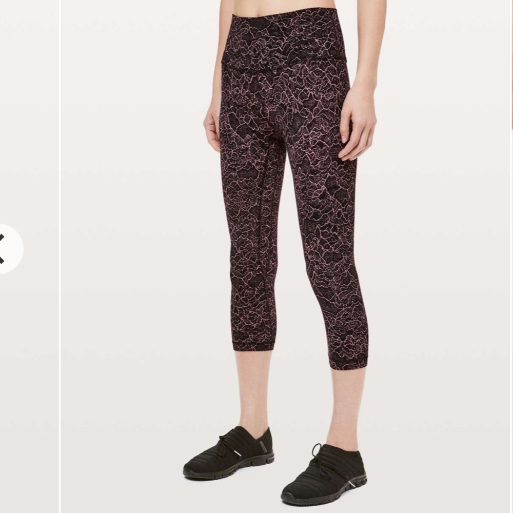 Lululemon Athletica Lace Print Cropped Pants in Black and Pink